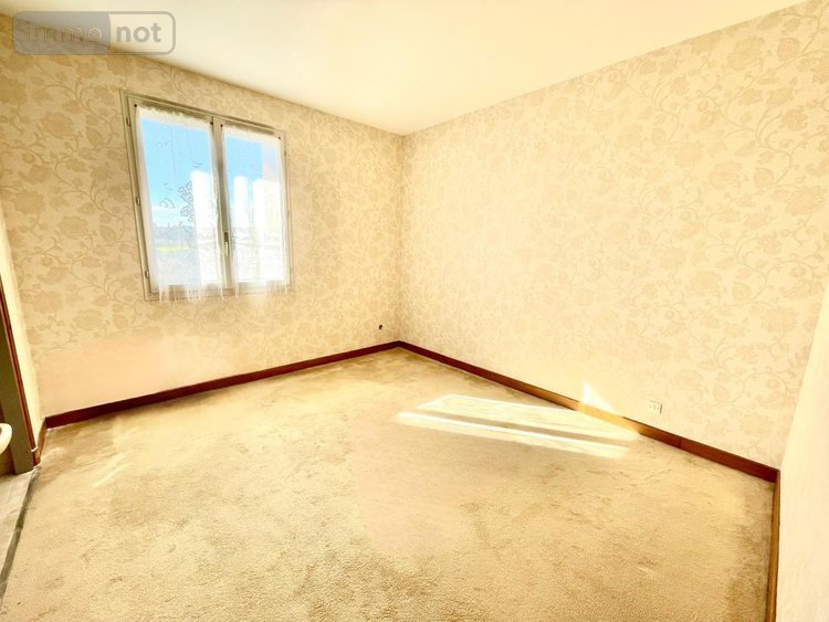 Appartement a vendre Saint-Chély-d'Apcher 48200 Lozère 93 m2  172000 euros