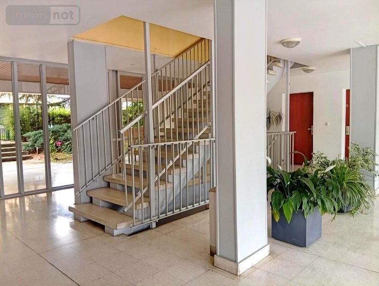 Location appartement Reims 51100 Marne 25 m2 2 pièces 430 euros