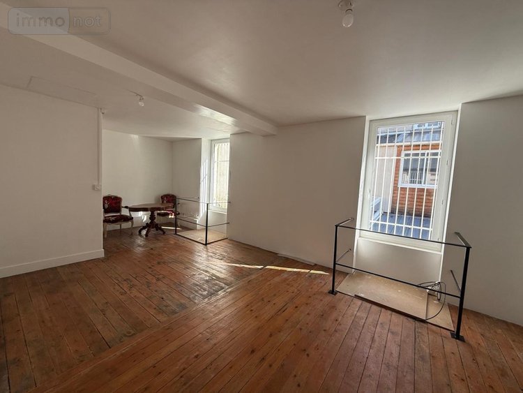 Immeuble a vendre Angers 49000 Maine-et-Loire 309 m2  1100400 euros