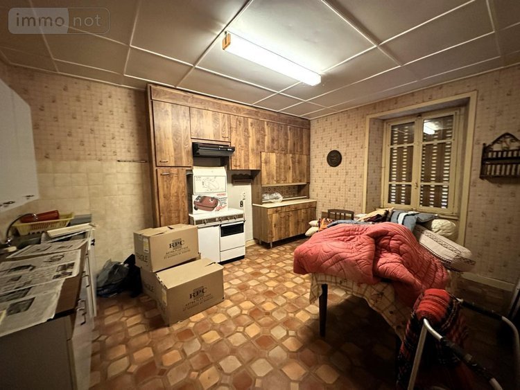 Maison a vendre Paulhac 15430 Cantal 154 m2  106000 euros