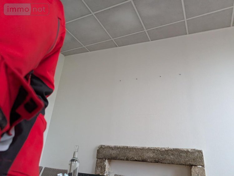Fonds et murs commerciaux a vendre Lanvollon 22290 Côtes-d'Armor 220 m2  148500 euros