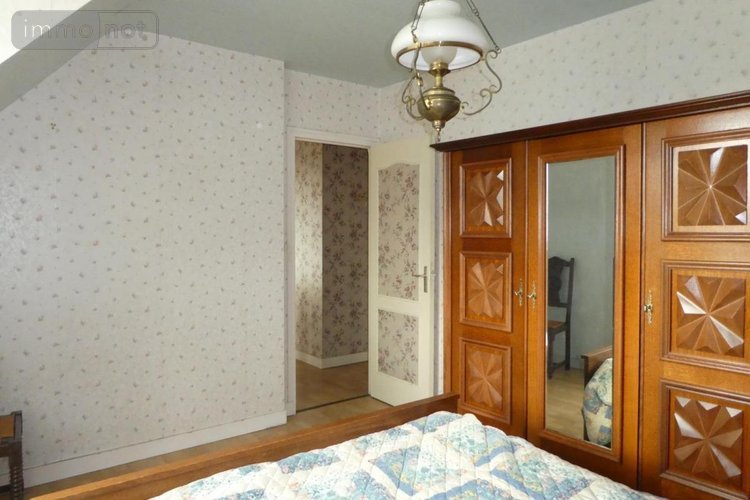 Maison a vendre Plougonven 29640 Finistère 180 m2 8 pièces 233122 euros