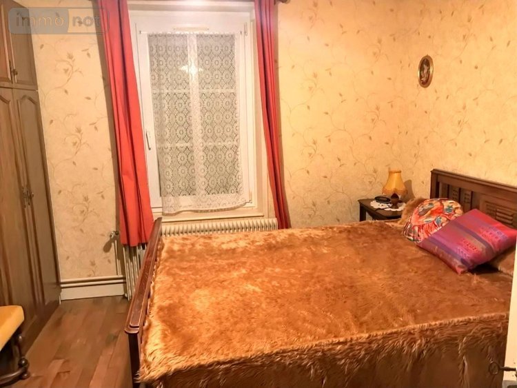 Maison a vendre Saint-Germain-du-Puy 18390 Cher 95 m2 5 pièces 154660 euros