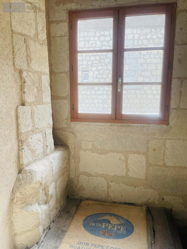 Appartement a vendre Saumur 49400 Maine-et-Loire 44 m2 2 pièces 89900 euros