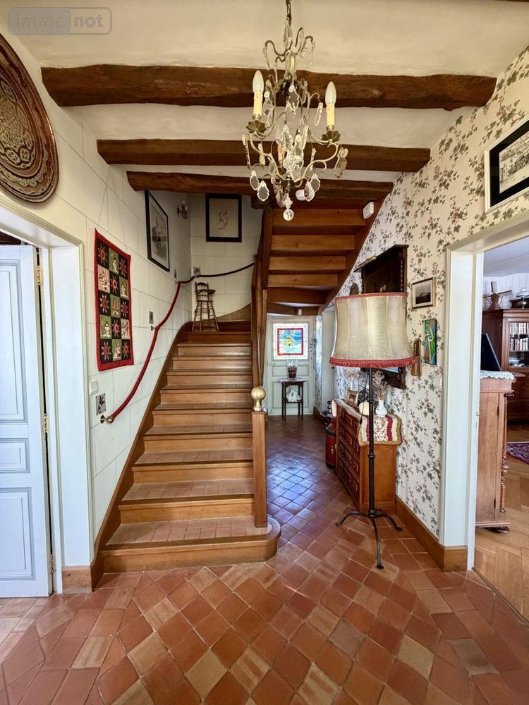 Maison a vendre Bourgueil 37140 Indre-et-Loire 297 m2  453200 euros