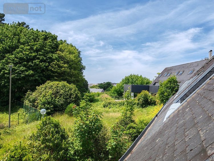 Immeuble a vendre Plounéour-Ménez 29410 Finistère 250 m2  121210 euros