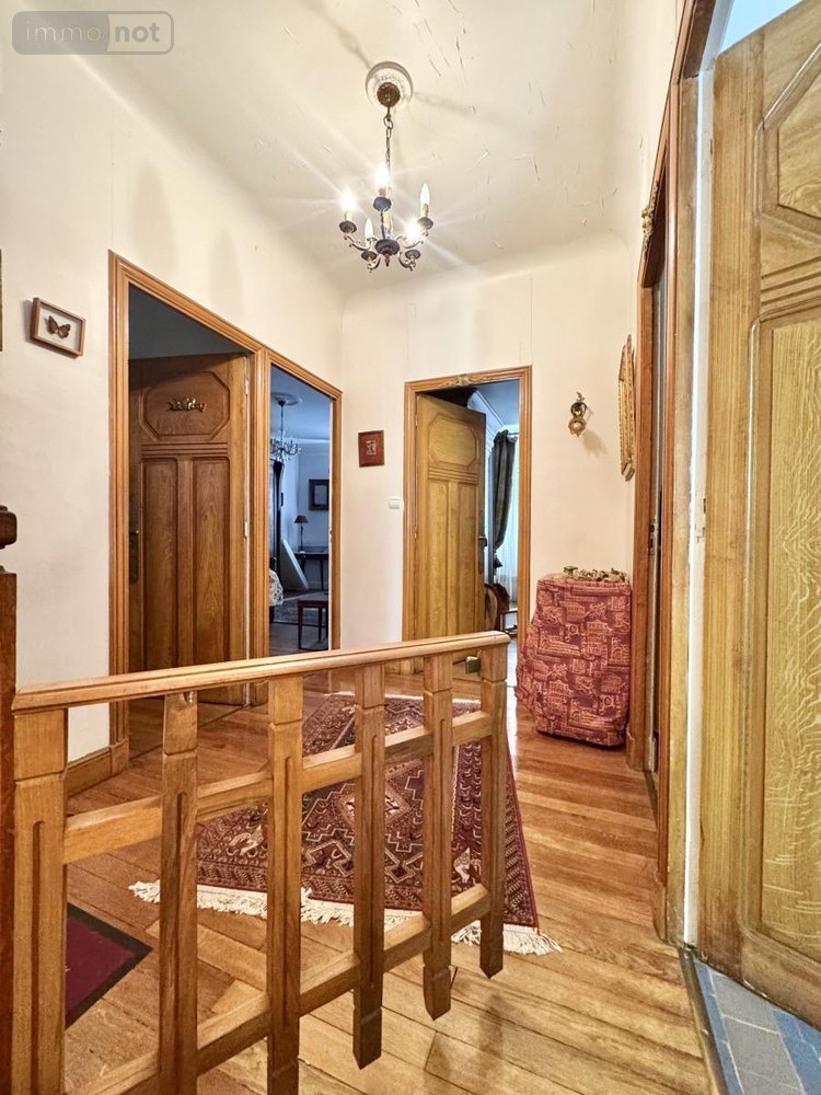 Maison a vendre Peyre en Aubrac 48130 Lozère 205 m2  180000 euros