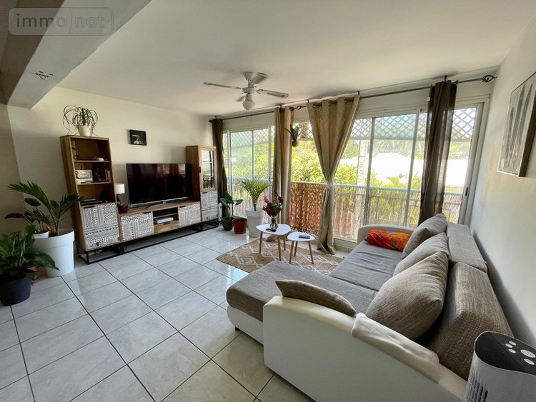 Vente aux encheres appartement Saint-Paul 97460 Réunion 46 m2 2 pièces 279800 euros