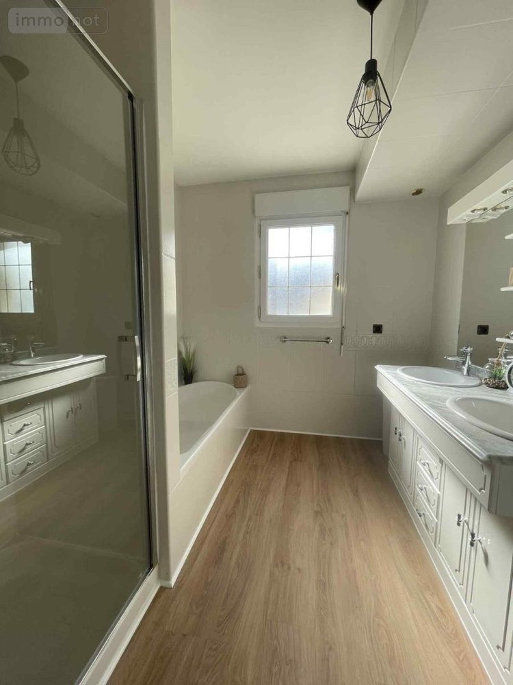 Maison a vendre Distré 49400 Maine-et-Loire 283 m2 10 pièces 447200 euros