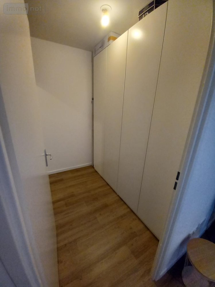 Location appartement Montlouis-sur-Loire 37270 Indre-et-Loire 97 m2 4 pièces 1400 euros