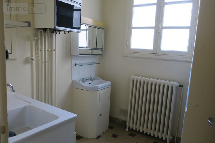 Immeuble a vendre Bourges 18000 Cher 244 m2  343200 euros