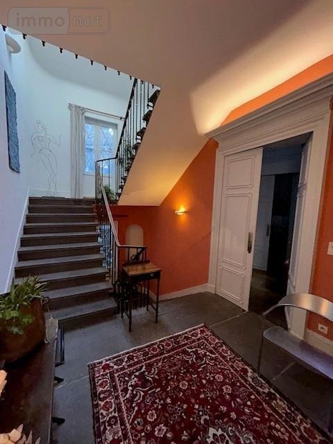 Viager maison Riom 63200 Puy-de-Dôme 320 m2 14 pièces 477750 euros