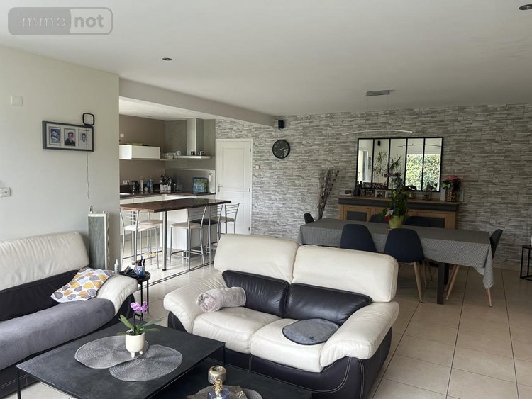 Maison a vendre Ploumagoar 22970 Côtes-d'Armor 143 m2 6 pièces 334880 euros