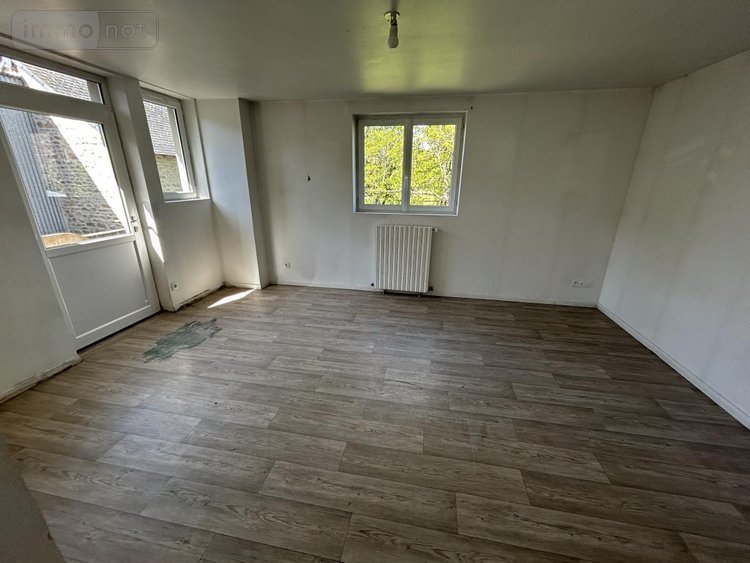 Maison a vendre Commer 53470 Mayenne 174 m2  141075 euros