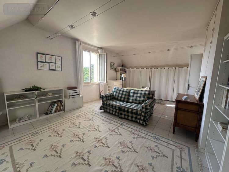 Maison a vendre Pradines 46090 Lot 185 m2 9 pièces 350000 euros