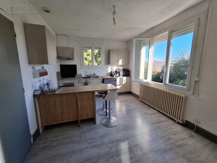 Maison a vendre Saintes 17100 Charente-Maritime 100 m2 4 pièces 141642 euros