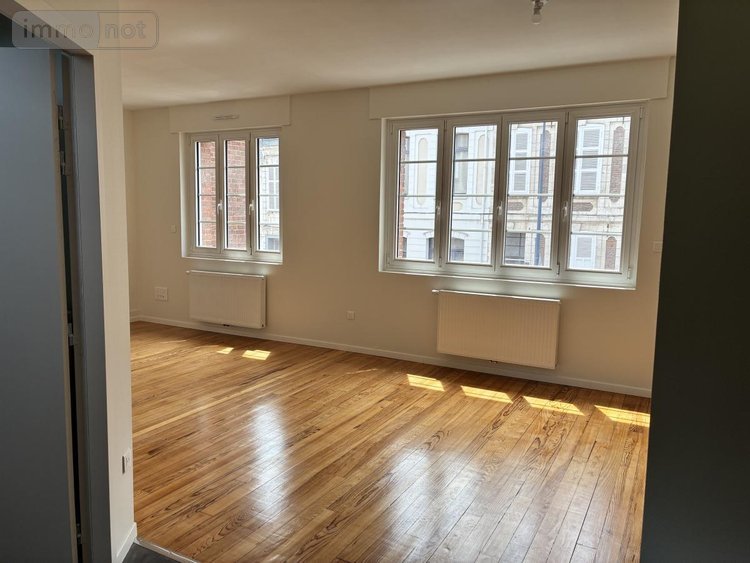 Location maison Arras 62000 Pas-de-Calais 93 m2  980 euros