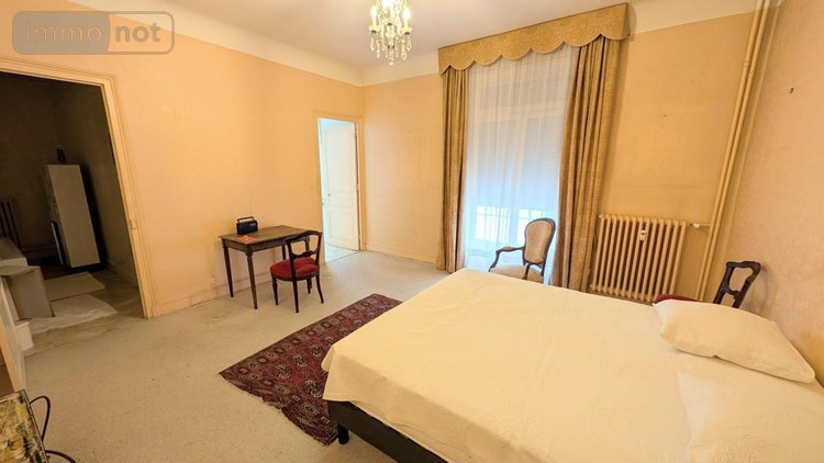 Appartement a vendre Vichy 03200 Allier 135 m2  377280 euros