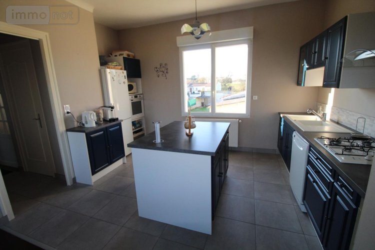 Maison a vendre Saintes 17100 Charente-Maritime 135 m2 6 pièces 355000 euros