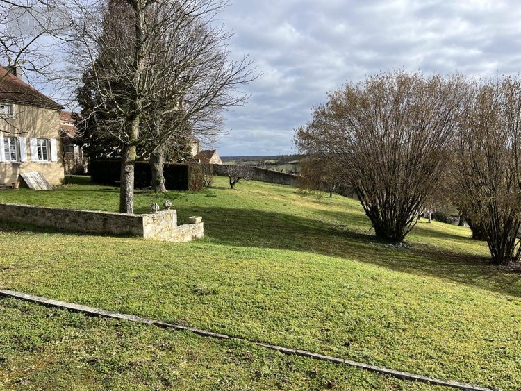 Maison a vendre Broût-Vernet 03110 Allier 310 m2 14 pièces 480000 euros