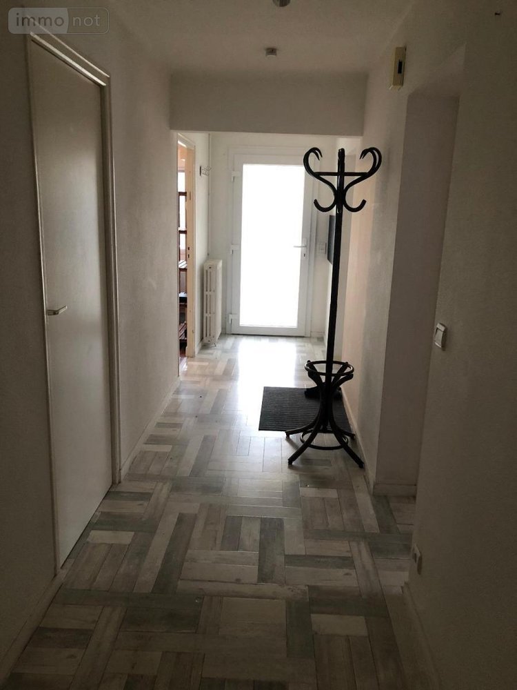 Location appartement Dole 39100 Jura 84 m2 3 pièces 830 euros