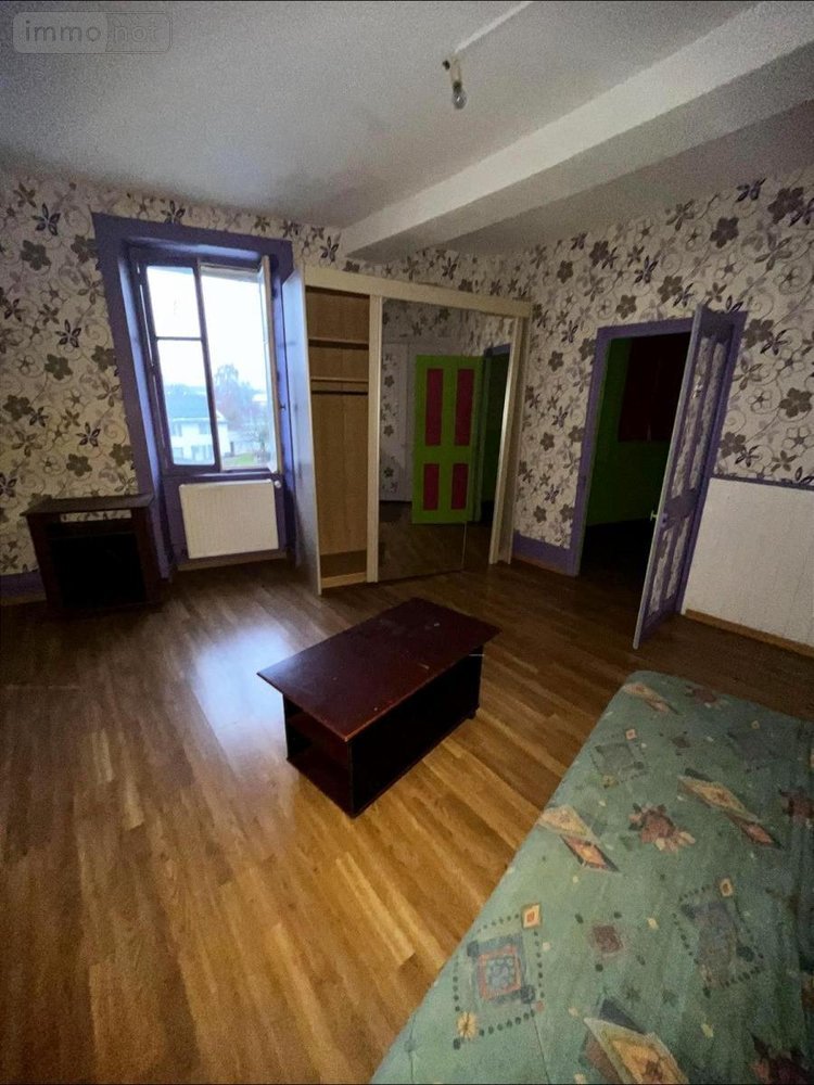 Immeuble a vendre Rochefort-sur-Nenon 39700 Jura 142 m2  158000 euros