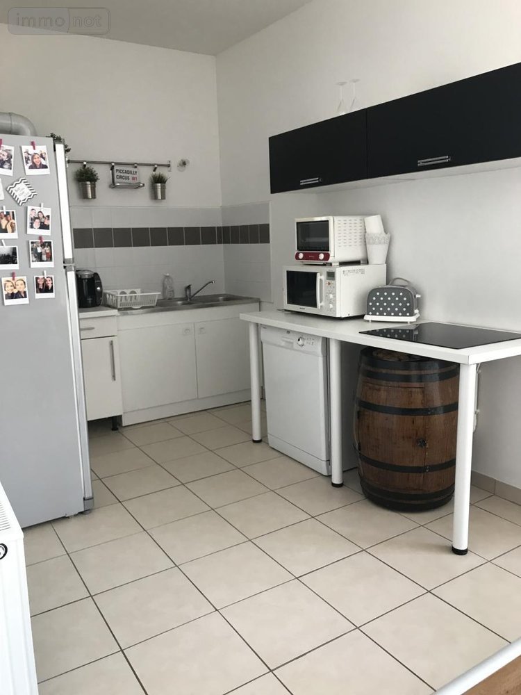 Location appartement Reims 51100 Marne 47 m2 2 pièces 550 euros