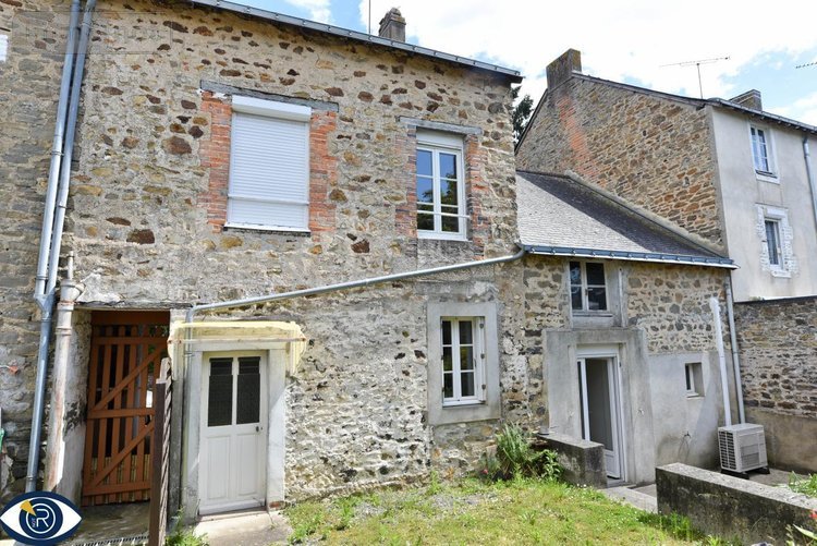 Maison a vendre Montsûrs 53150 Mayenne 90 m2 4 pièces 136000 euros