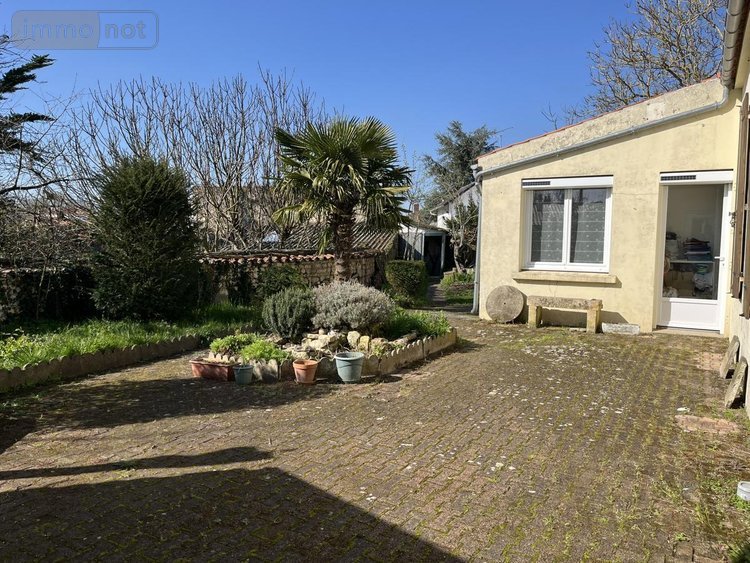 Maison a vendre Luçon 85400 Vendée 133 m2 5 pièces 233850 euros