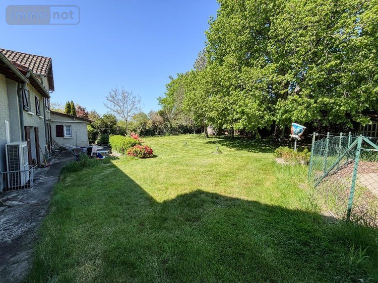 Maison a vendre Saint-Auvent 87310 Haute-Vienne 250 m2  209300 euros