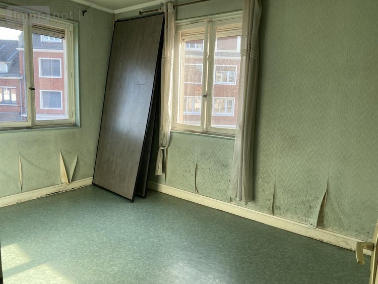 Immeuble a vendre Elbeuf 76500 Seine-Maritime 285 m2  343200 euros