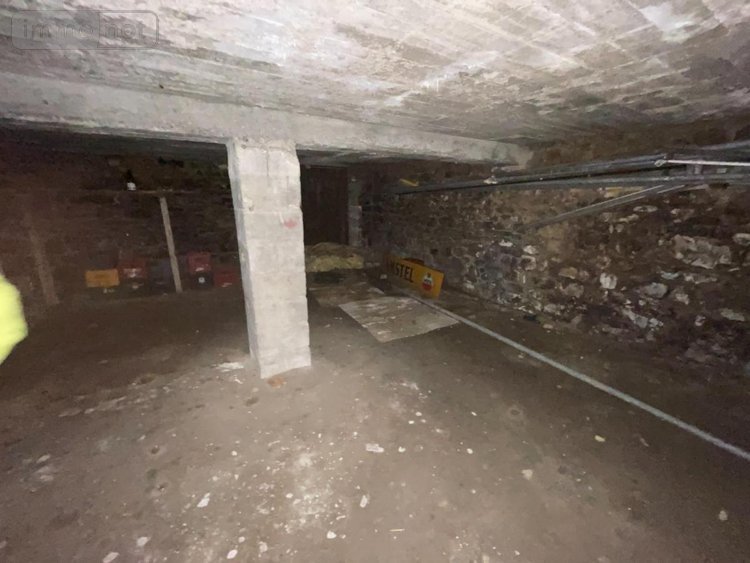 Fonds et murs commerciaux a vendre Saint-Chély-d'Apcher 48200 Lozère 65 m2  150000 euros