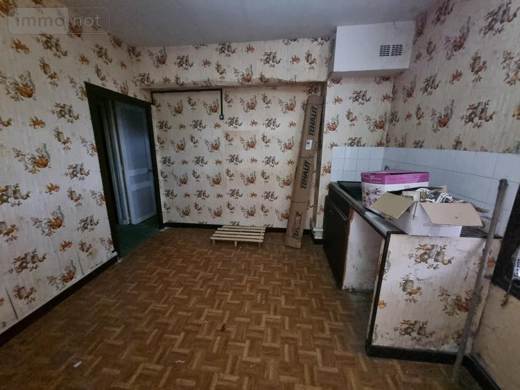 Immeuble a vendre Amilly 45200 Loiret 251 m2  159000 euros