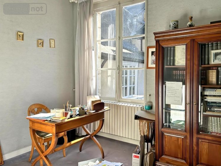 Maison a vendre Bourges 18000 Cher 170 m2  343200 euros