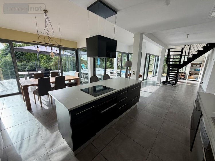 Maison a vendre La Possession 97419 Réunion 162 m2 7 pièces 595000 euros