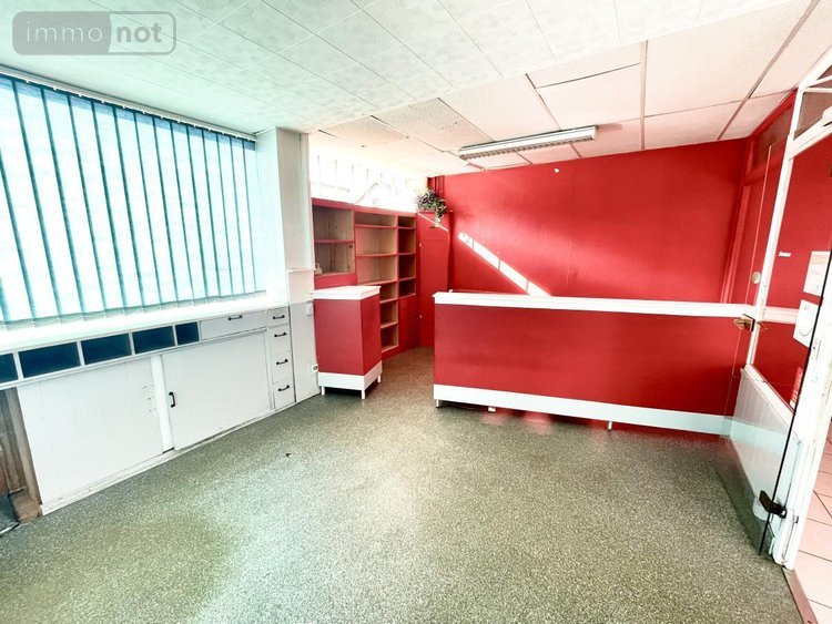 Fonds et murs commerciaux a vendre Saint-Chély-d'Apcher 48200 Lozère 70 m2  65000 euros