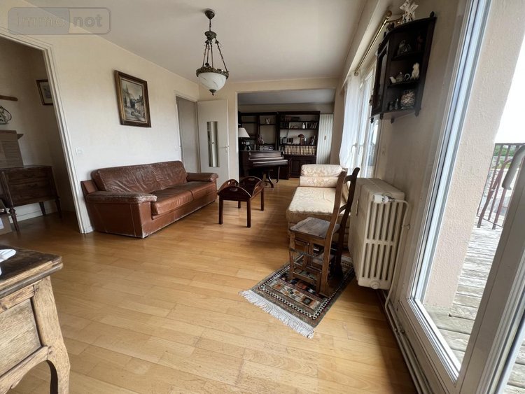 Appartement a vendre Lamballe-Armor 22400 Côtes-d'Armor 71 m2 3 pièces 222600 euros