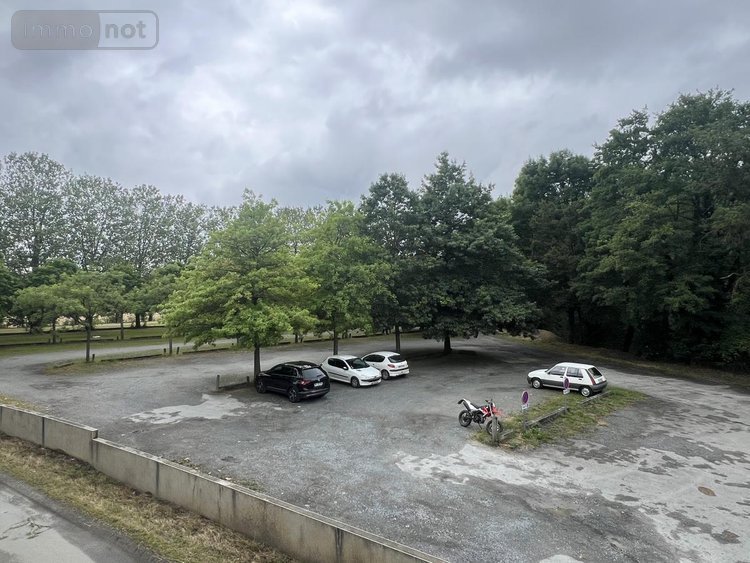 Fonds et murs commerciaux a vendre Beaupréau-en-Mauges 49600 Maine-et-Loire 1275 m2  619200 euros