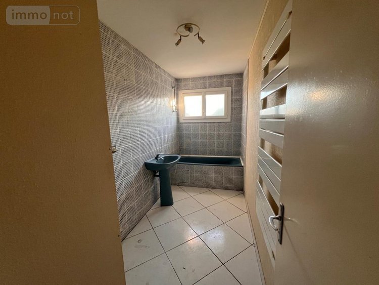 Maison a vendre Loire-Authion 49250 Maine-et-Loire 92 m2 4 pièces 212000 euros