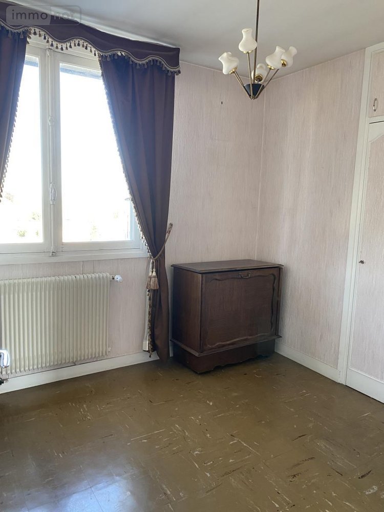 Appartement a vendre Vire-Normandie 14500 Calvados 79 m2 4 pièces 98440 euros