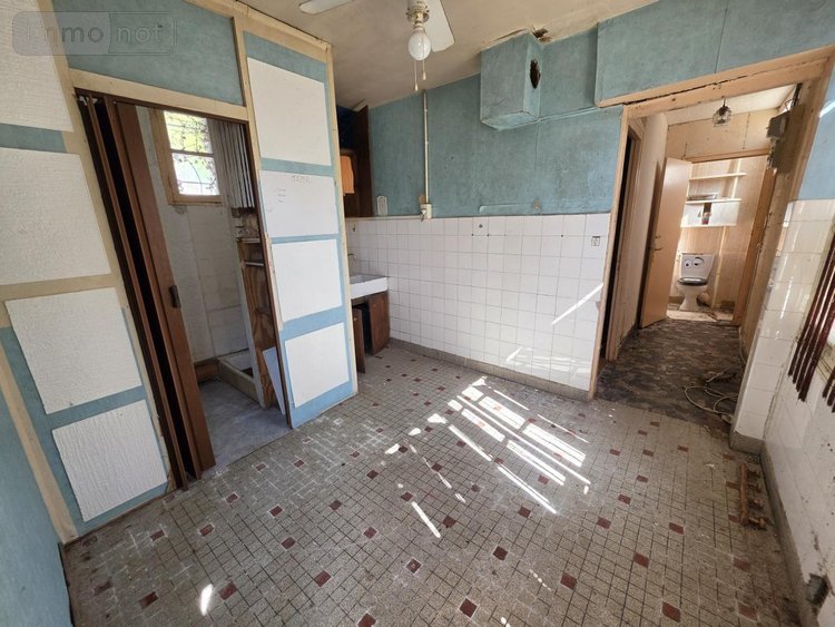 Immeuble a vendre Amilly 45200 Loiret 251 m2  159000 euros
