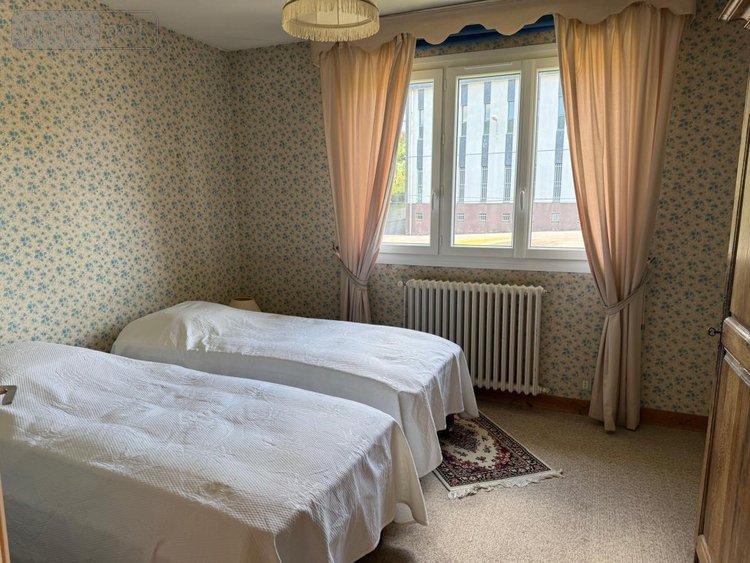Maison a vendre Mortain-Bocage 50140 Manche 228 m2 9 pièces 148460 euros