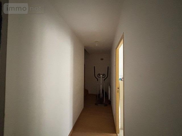 Immeuble a vendre Mauregny-en-Haye 02820 Aisne 105 m2  190000 euros