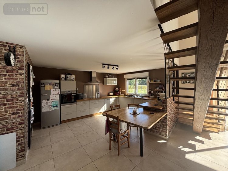 Maison a vendre Longué-Jumelles 49160 Maine-et-Loire 172 m2 7 pièces 301600 euros