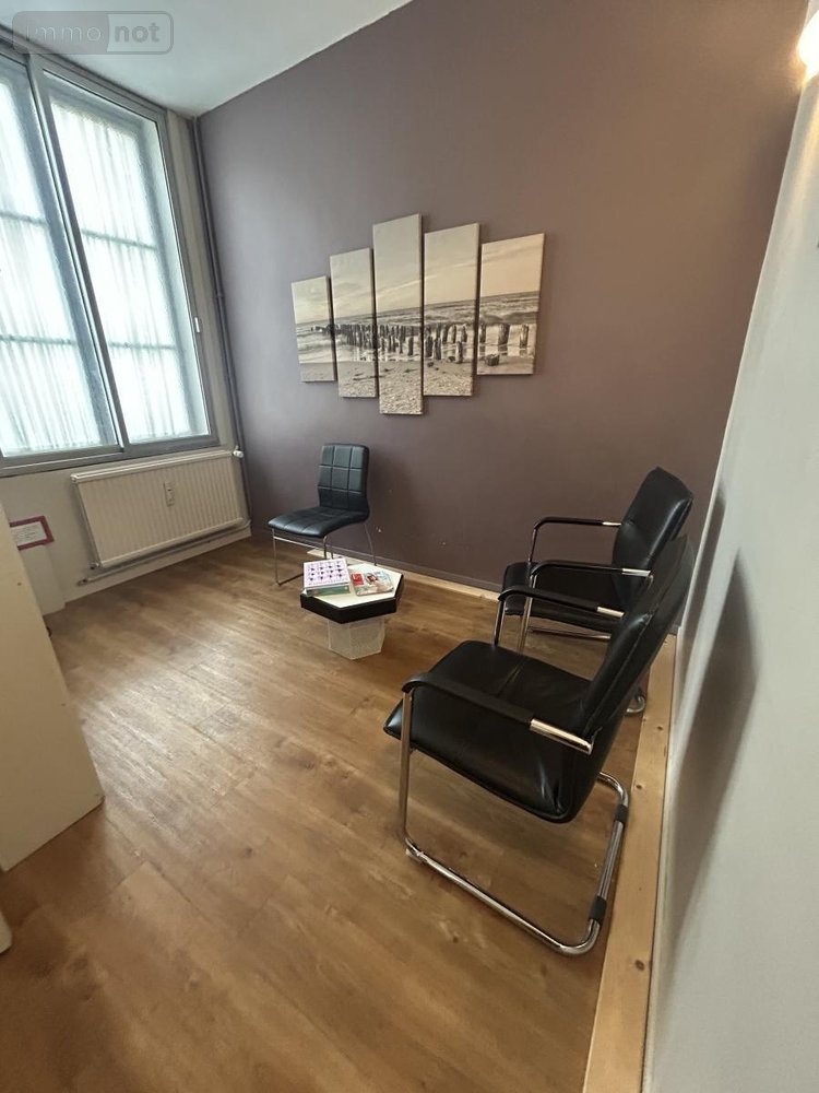 Location fonds et murs commerciaux Cambrai 59400 Nord 38 m2  600 euros