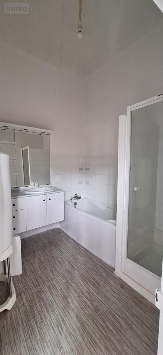 Immeuble a vendre Vic-Fezensac 32190 Gers 195 m2  109000 euros
