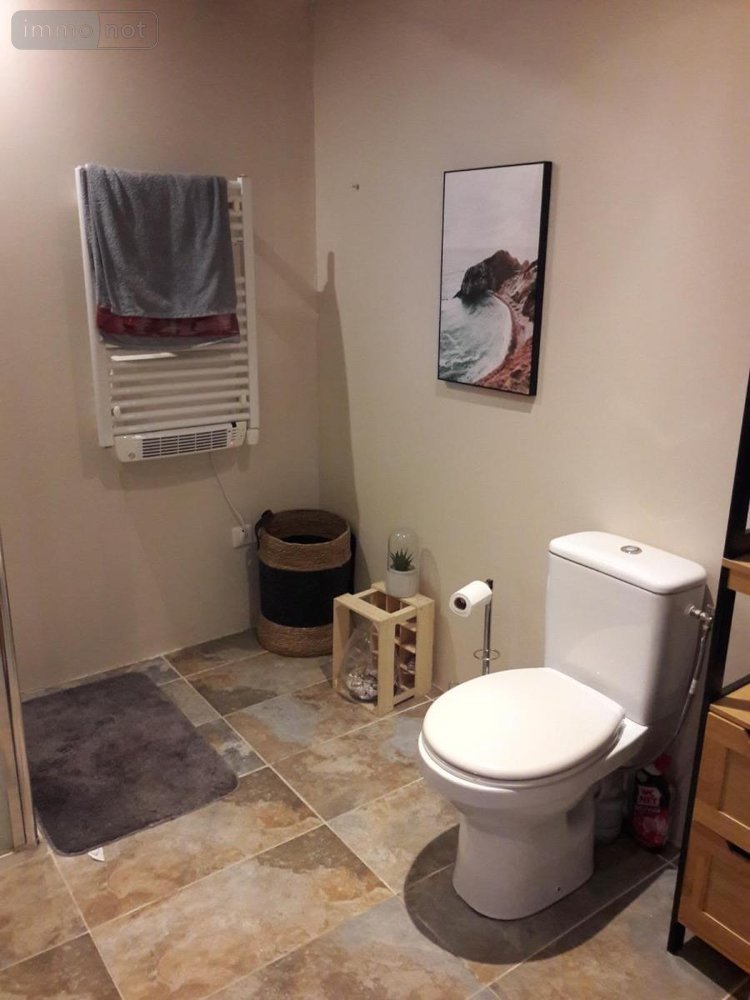 Location appartement Saint-Amour 39160 Jura 68 m2 3 pièces 640 euros