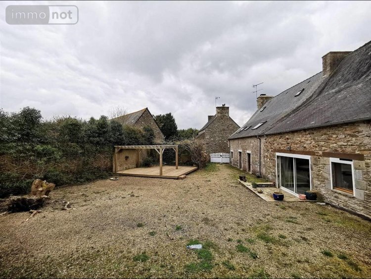 Maison a vendre Coatréven 22450 Côtes-d'Armor 278 m2 11 pièces 343250 euros