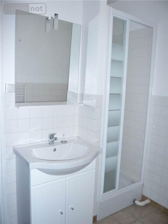 Location appartement Laval 53000 Mayenne 29 m2 2 pièces 390 euros