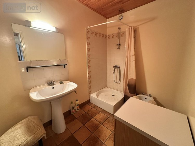 Maison a vendre Cussac 15430 Cantal 130 m2  148400 euros